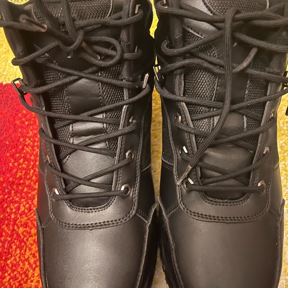 "Ace work boot" men's size 13 (black)
Excellent condition worn one time - Picture 3 of 5